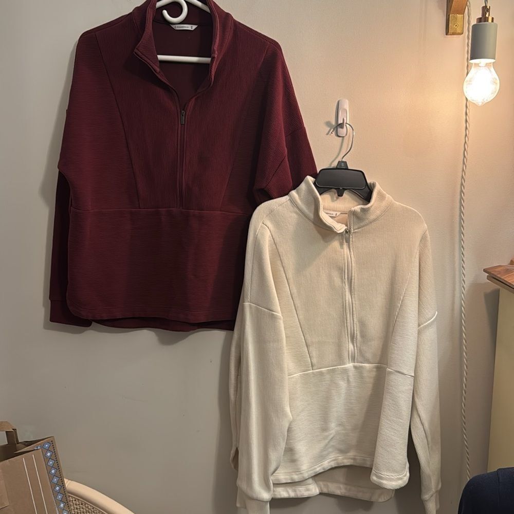 (2) EUC Shambhala Burgundy + Cream Ribbed 1/4 Zip Pullover M